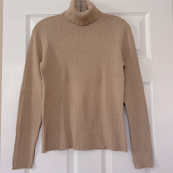 The Limited Ribbed Tan Turtleneck Sweater- NWOT- 100% Cotton - Picture 4 of 13